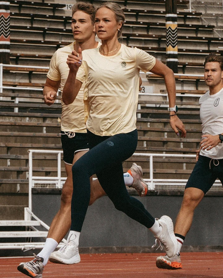 YMR Track Club Nordic Runrise Ladies T-shirt Soft Yellow