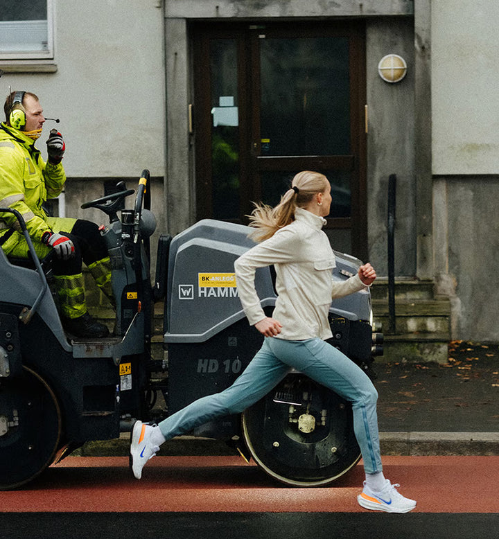 Amundsen Sports 5Mila Anorak Womens Warm Sand