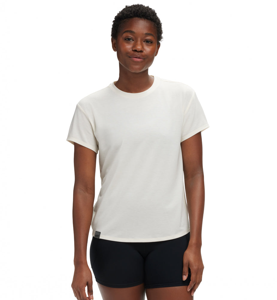 Hoka W HOKA ESSENTIAL TEE Eggnog