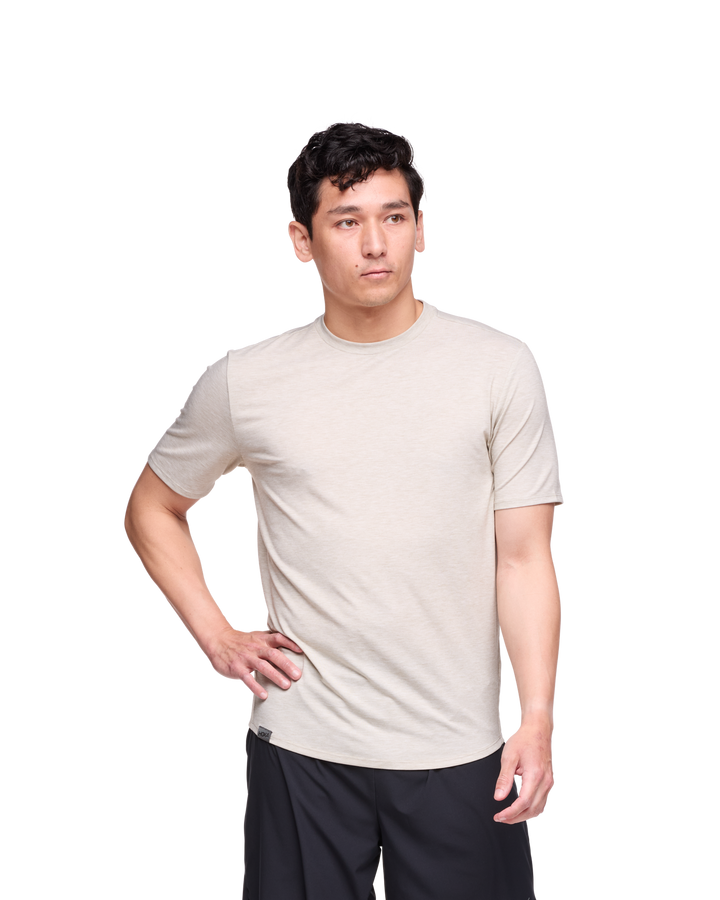 Hoka M HOKA ESSENTIAL TEE Sesame Htr