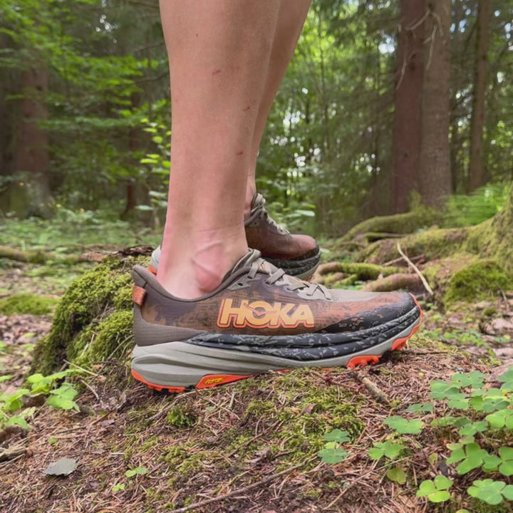 Hoka M SPEEDGOAT 6 Antique Olive / Squash