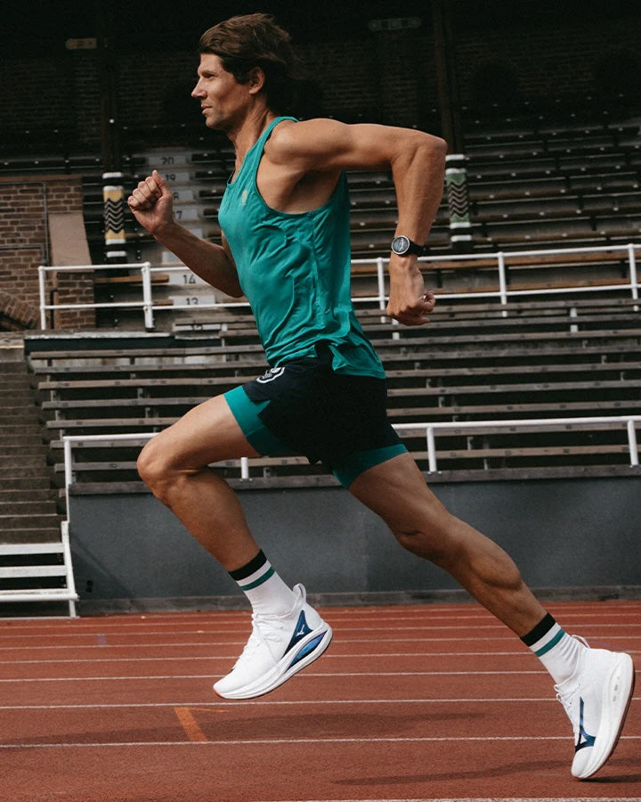 YMR Track Club Nordic Runrise Men's Singlet Warm Green