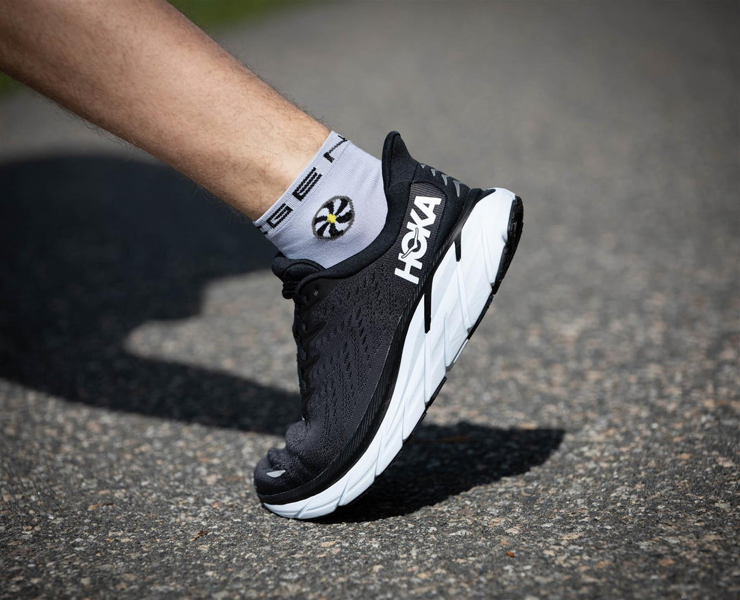 Hoka M CLIFTON 8 Black/White