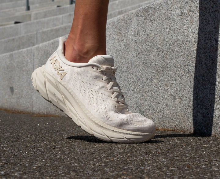 Hoka W CLIFTON 8 Eggnog/Shifting Sand
